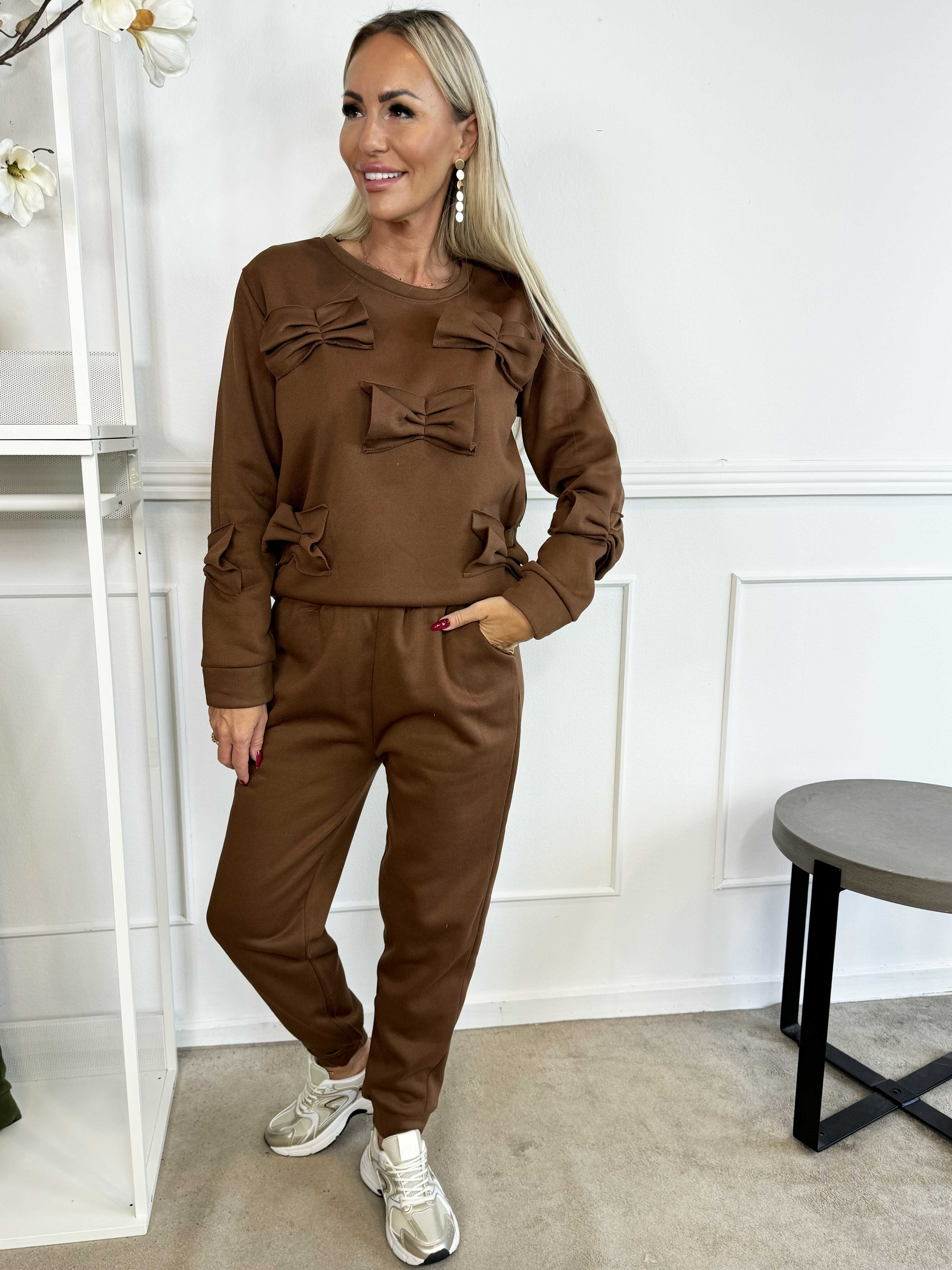 Yeva - Joggingsæt med små sløjfer